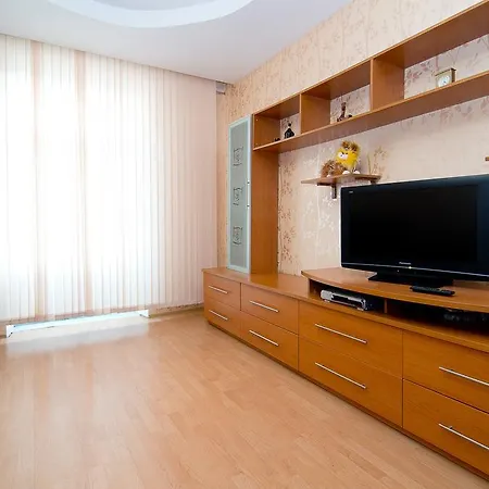On Leningradskaya Apartament